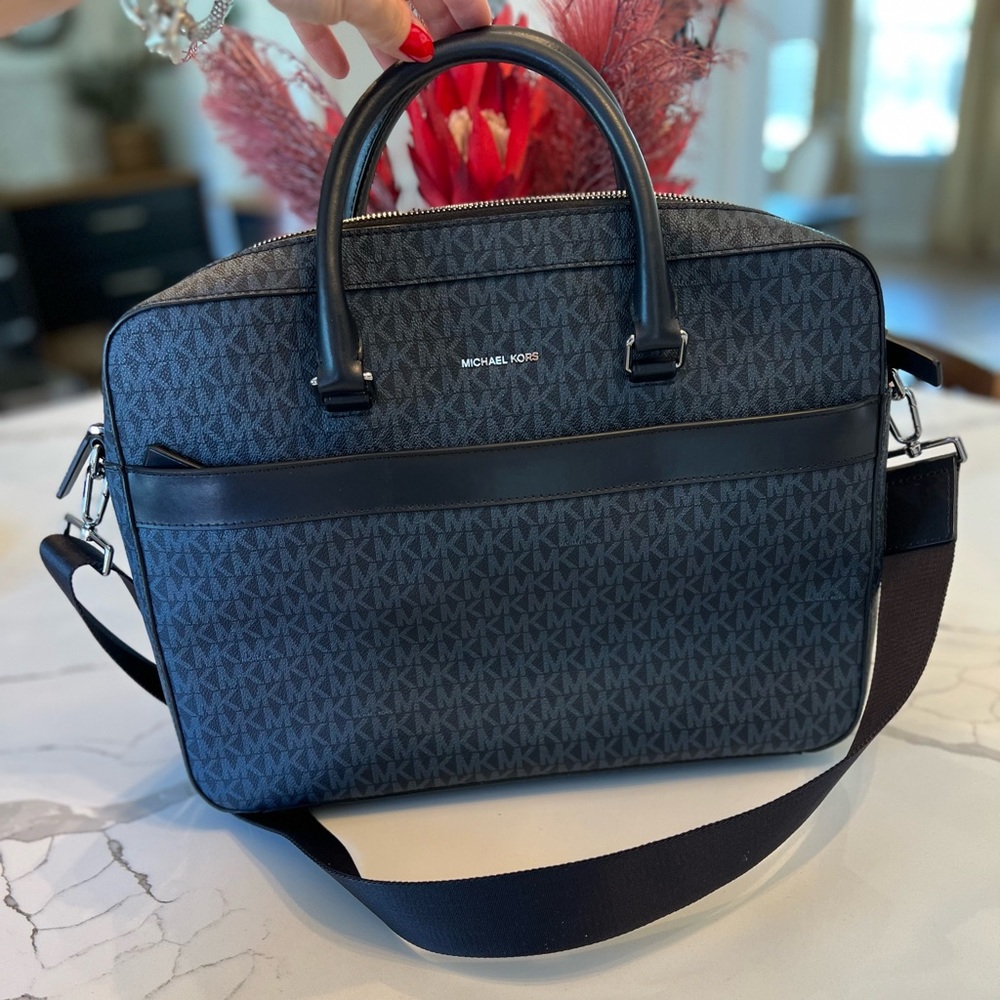 Michael Kors, laptop briefcase - Picture 4 of 9